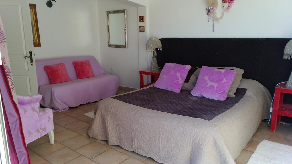 Mavilla Akwaba Sainte-Maxime Rum bild